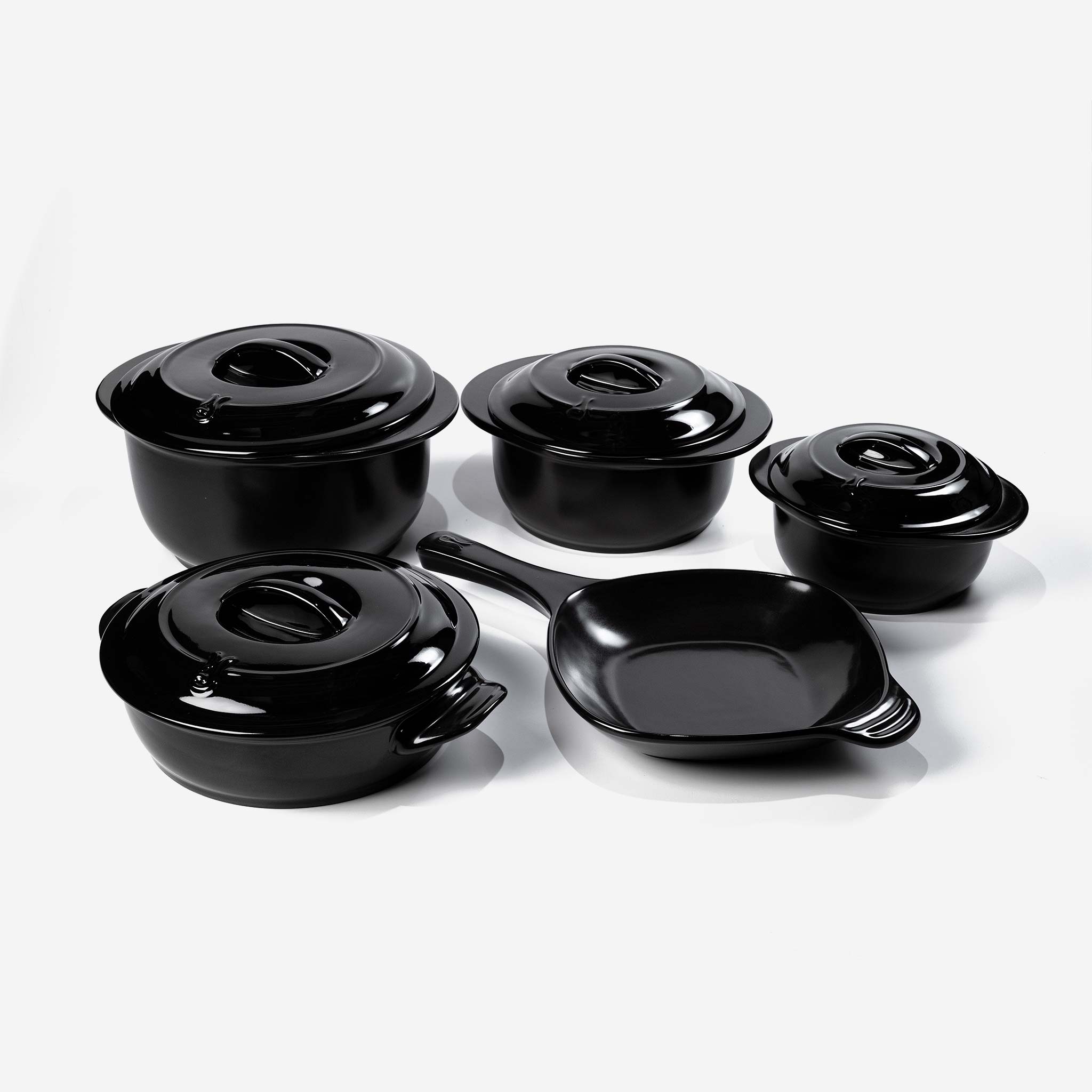 Home Chef Cookware Essentials: Elevate Your Cooking!