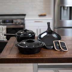 holiay-cookware-classics-frying-saute-saucepan